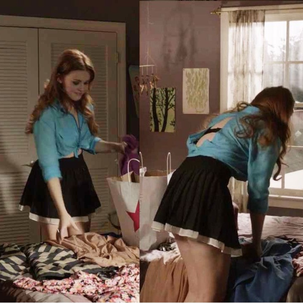 ISO!!!! ⚠️Lydia Martin season 2 episode 8 ILOVE H81 open back blue cropped shirt